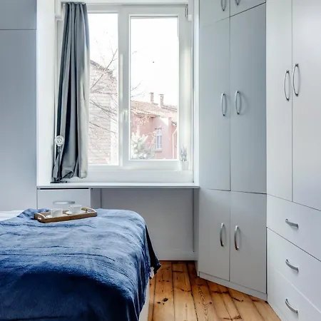 Cozy Bright Space In The Heart Of Women's Market * סופיה