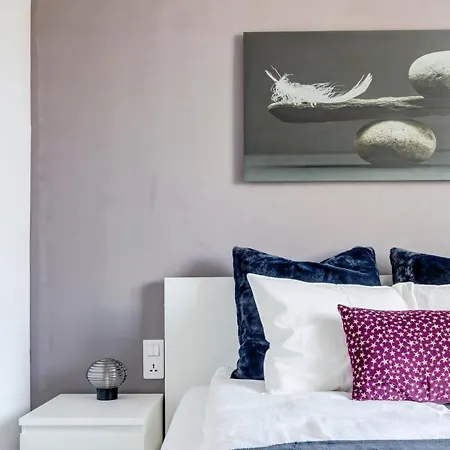 Cozy Bright Space In The Heart Of Women's Market * Σόφια